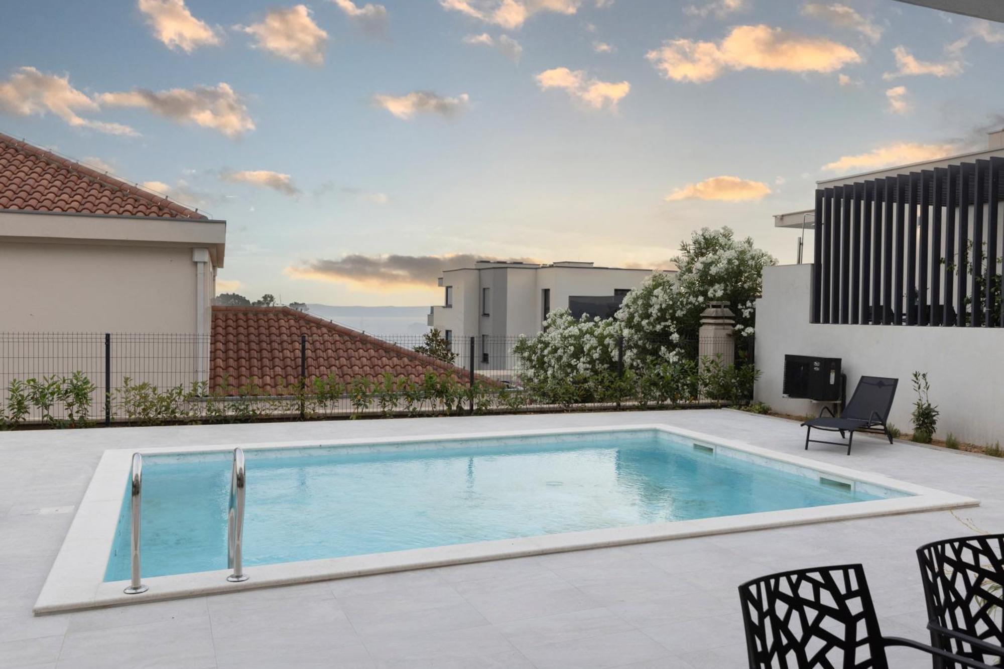 מאקרסקה Silva Maris Apartments מראה חיצוני תמונה